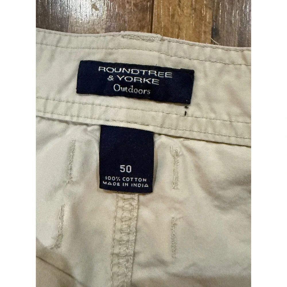 Roundtree & Yorke Cargo Shorts Mens 50 Tan Good Outdoors Cotton Utility